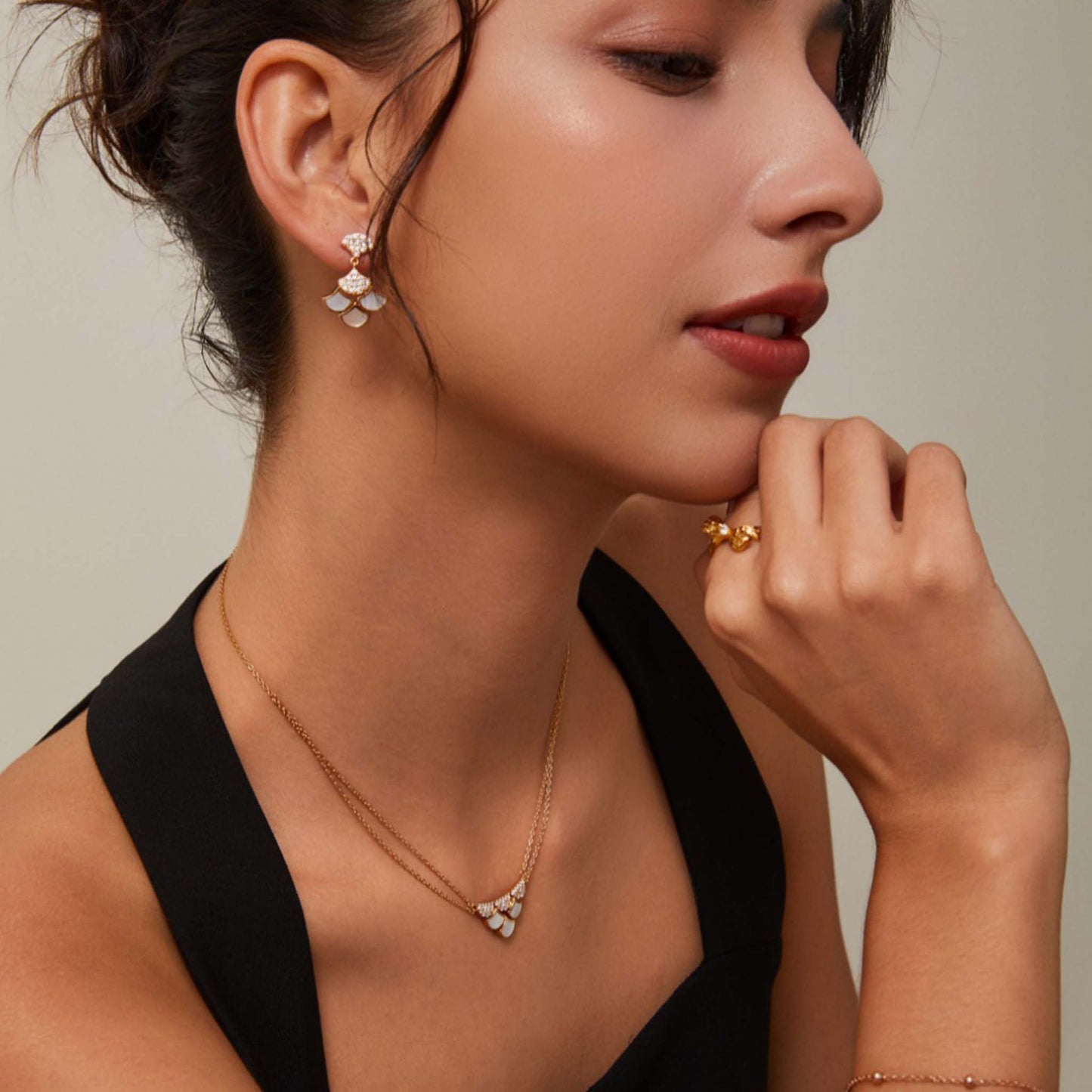 Parelmoer Sieradenset – 925 Sterling Zilver Goud Vergulde Elegante Ketting en Oorbellen